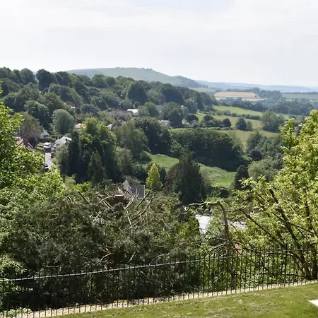 The View Villa Shaftesbury Exterior photo